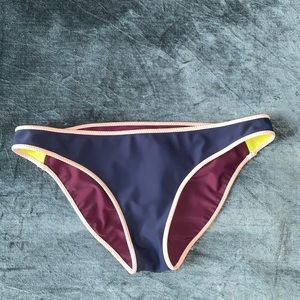 Lululemon Reversible Bikini Bottoms